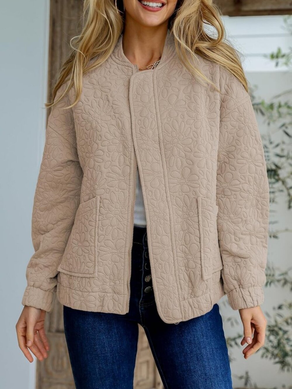 Stylish Women's Jacquard Bomber Jacket - Zip Up Coat with Pockets, Trendy - Picture 3 of 6